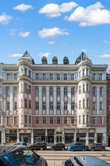 Appartement Designer Penthouse With Balcony Vienne